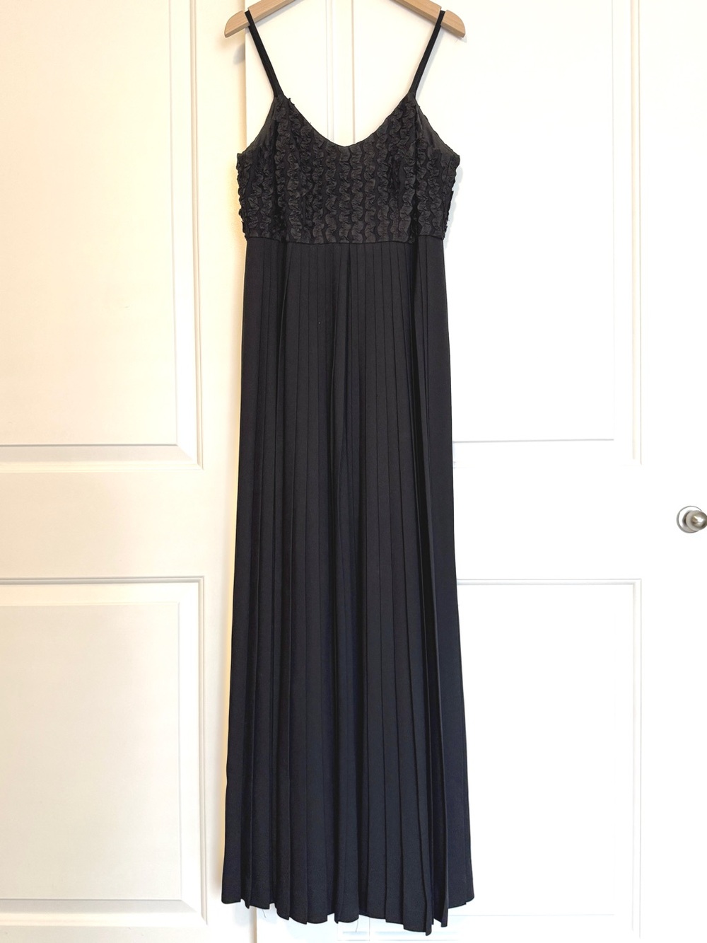 Black Full Length Dress/Jumpsuit size 6-8